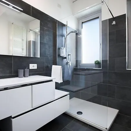 Navigli - Duomo Magnificent View Of The Skyline Apartment Milan Exterior photo
